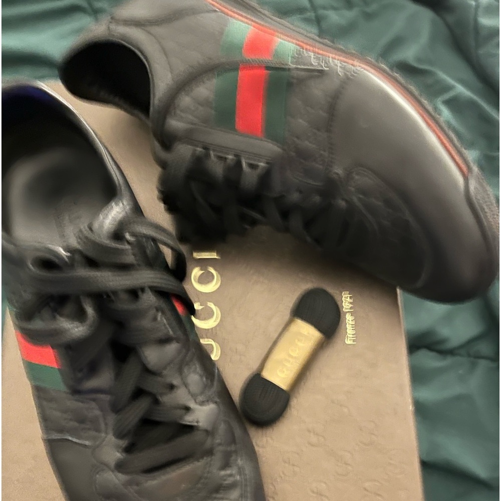 Gucci shoes